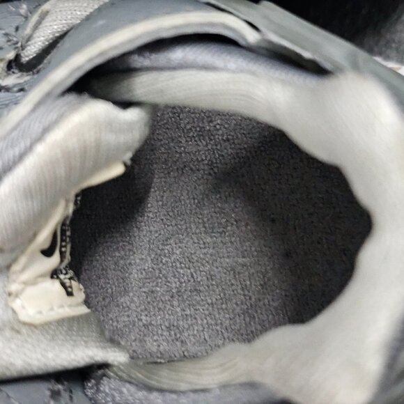 Nike Huarache Baby Gray Sneakers (4C) - Picture 10 of 11